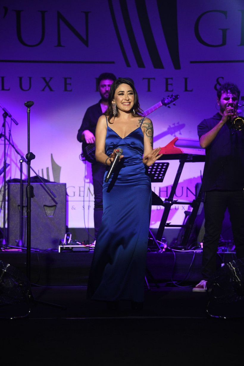 Gülşen'e gönderme yaptı! "Bana 'Traktör Mosso' derler" diyen Melek Mosso olay oldu - Resim: 2