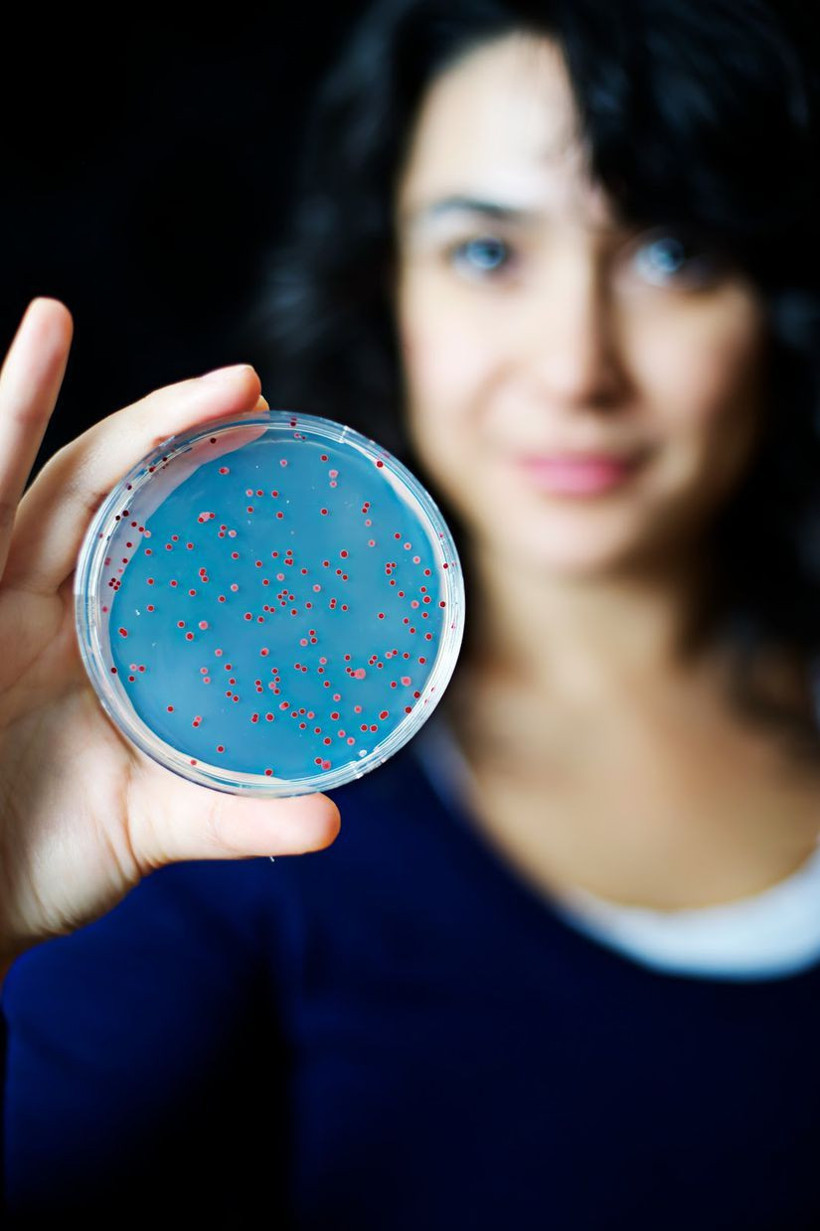 NASA’nın yıldızı oldu! Betül Kaçar 4 milyar yaşındaki bakteriyi canlandırdı Prof. Dr. Betül Kaçar kimdir? - Resim: 4