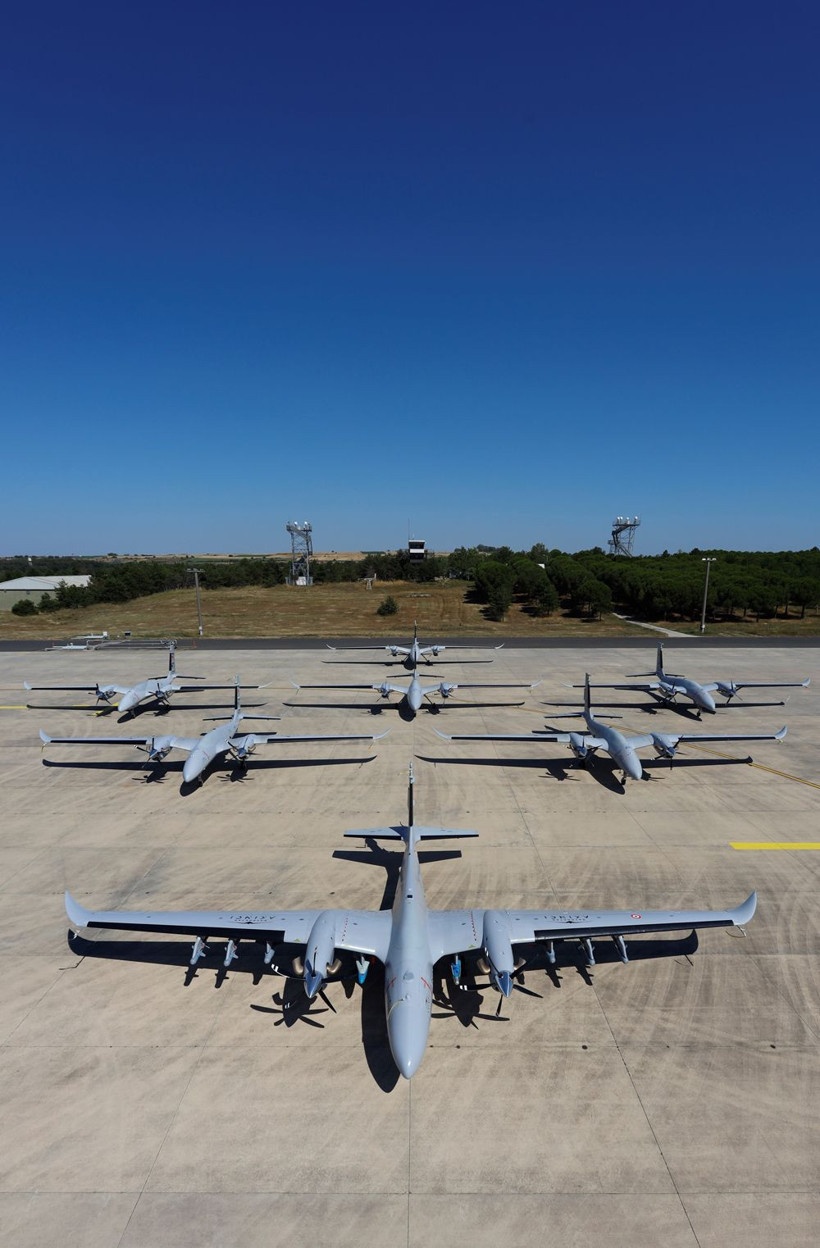 Nefes kesen görüntüler! Bayraktar Akıncı Filosu bir arada - Resim: 2