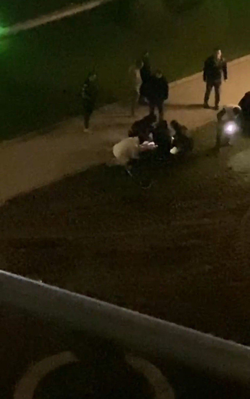 Şarkıcı Esra Akman'ın kardeşi 10.kattan düşmüştü! Olay anına ait görüntüler ortaya çıktı - Resim: 3