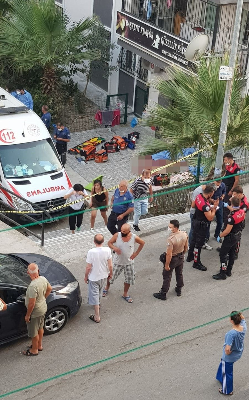 İzmir'de dehşet! Boşanma aşamasındaki astsubay eşinin iş yerini kana buladı - Resim: 4