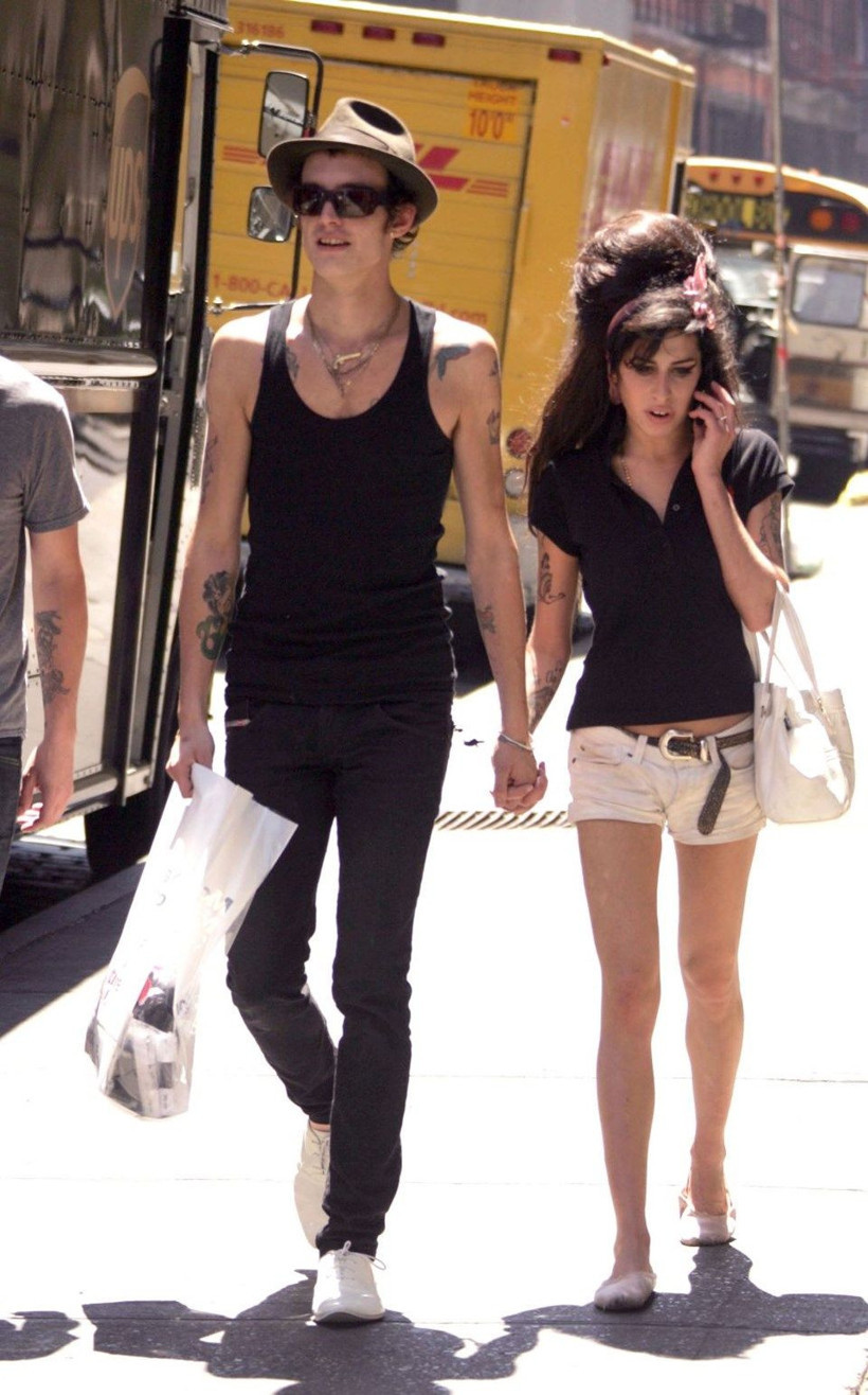 Amy Winehouse'u uyuşturucuya alıştıran eski eşi Fielder Civil şarkıcının ailesinden para istedi! - Resim: 3