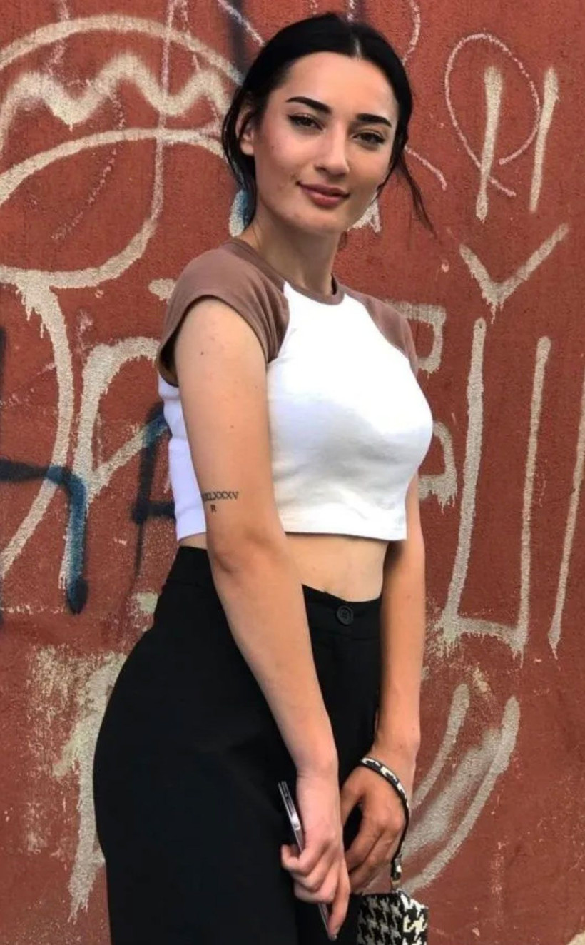 İş görüşmesine giden 19 yaşındaki Sinem Çiçek'e ne oldu? Ailesinden kafa karıştıran 5 soru - Resim: 1