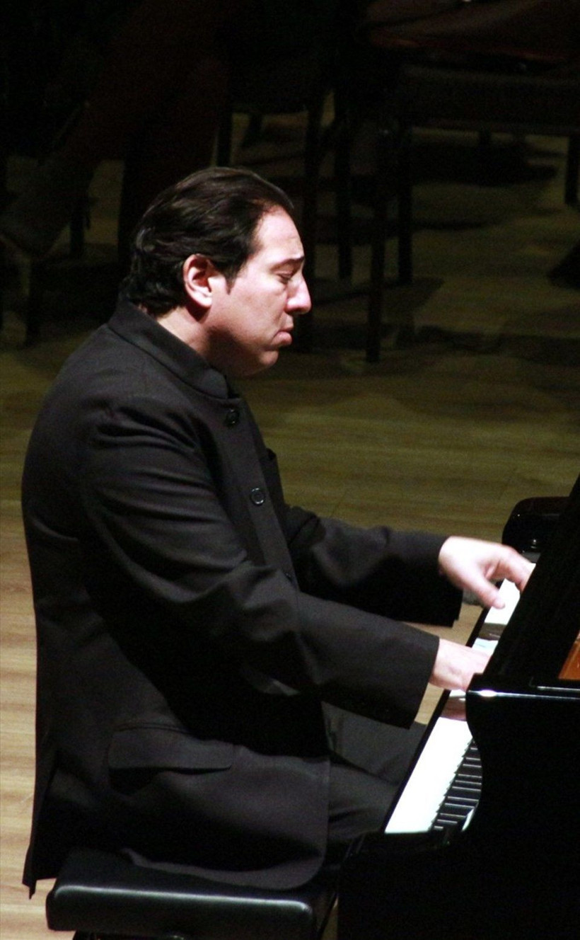 Alev Alev Sadakatsiz yıldızlarının paylaşımı tepki çekti Gökhan Özoğuz'dan sözde soykırım sözüne sert tepki - Resim: 3