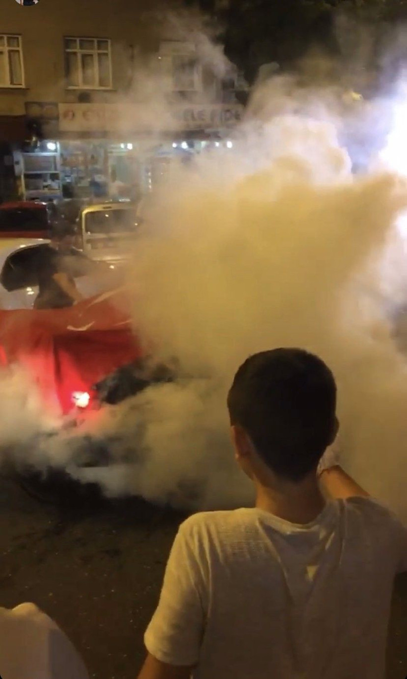 İstanbul aynı tas aynı hamam! Sağlık Bakanı Koca'nın uyarılarını da aldırış etmediler - Resim: 2