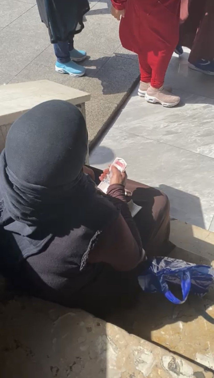Dilenerek topladığı parayı duyunca şok olacaksınız! - Resim: 4