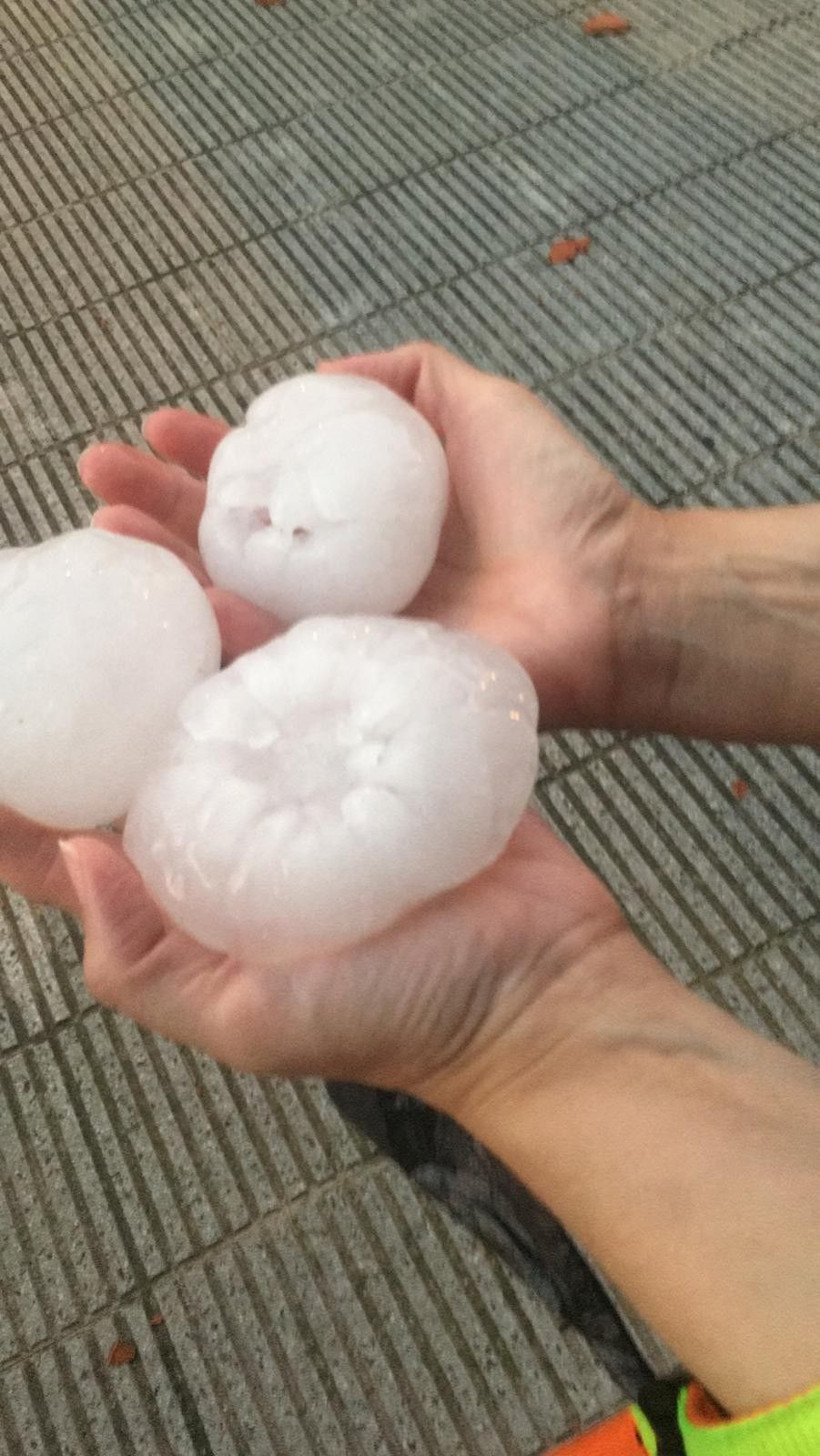 1 bebek öldü! Tenis topu büyüklüğünde dolu yağdı! 29 kişi yaralandı - Resim: 2