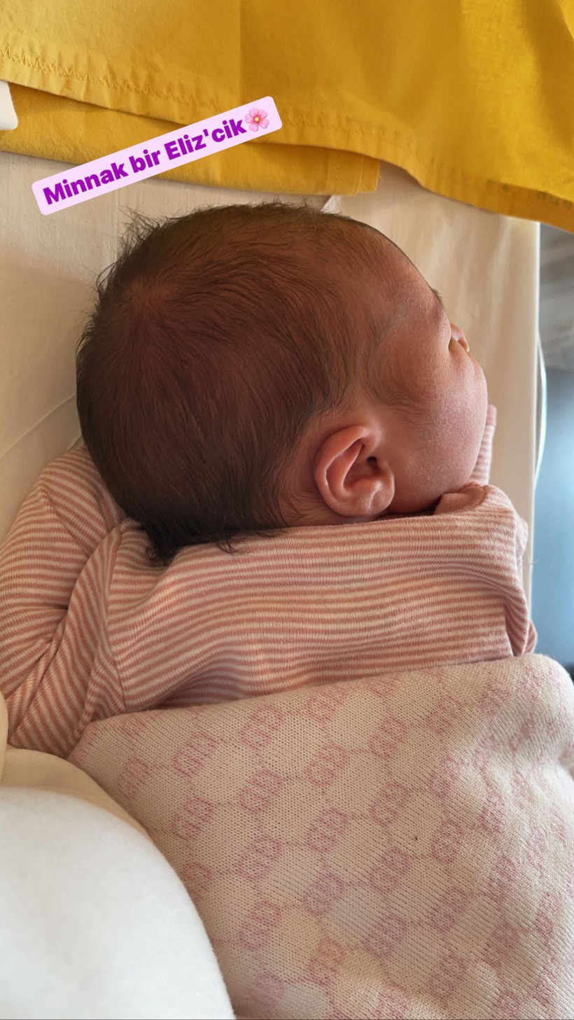 'Avuç içi kadar' yazıp Buse Varol paylaştı! Alişan 'yazıklar olsun' demişti - Resim: 2