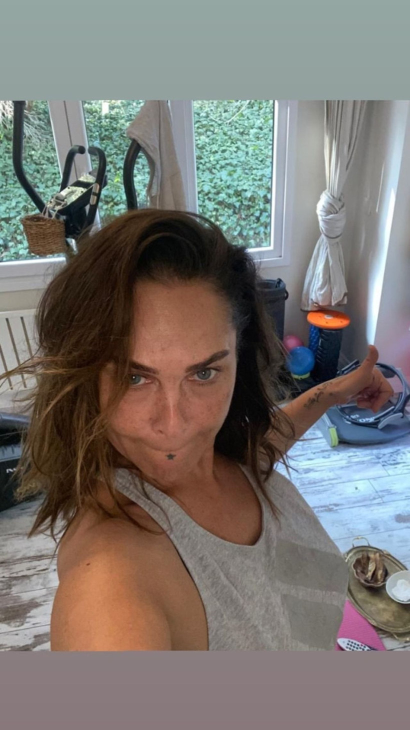 Hülya Avşar'ın Masumiyet dizisindeki filtreli halinden eser yok en doğalını paylaştı - Resim: 4