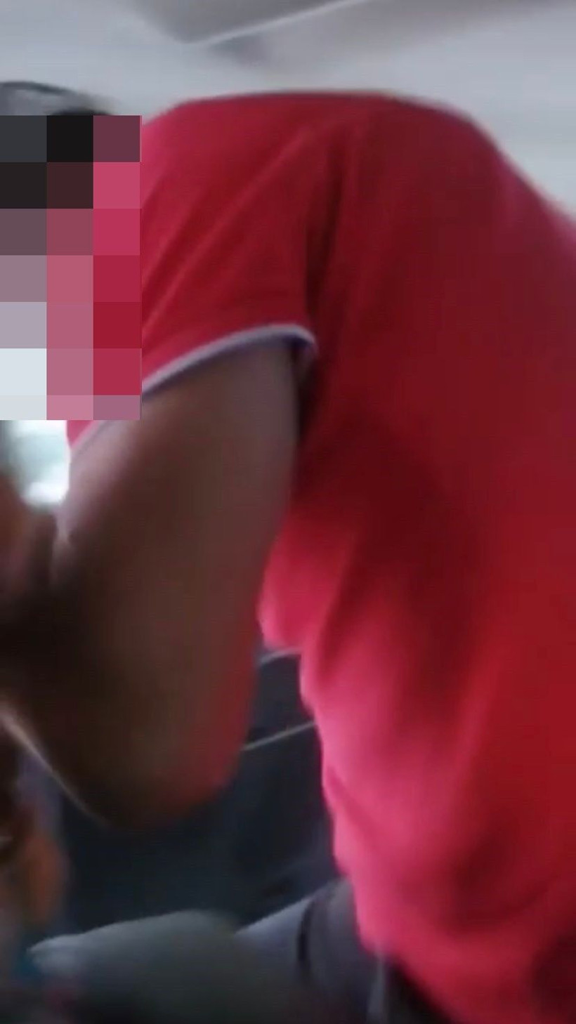 Dolmuş sapığı! Önünde oturan kızı taciz etti kameraya yakalanınca 'çekme' deyip kaçtı - Resim: 4