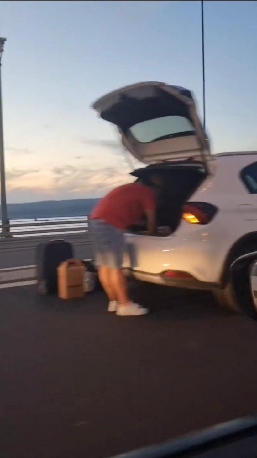 Osmangazi Köprüsünde bir garip olay!  Çok sayıda aracın lastikleri aynı anda patladı - Resim: 4