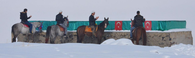 Erzurum'da 487 yıl önce Pir Ali Baba başlattı atlı hafızlar kentte böyle tur attı - Resim: 3