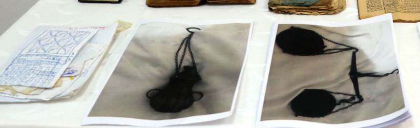 Amasya'da kadınları taciz eden sapık hocanın evinden çıkanlara bakın! - Resim: 1