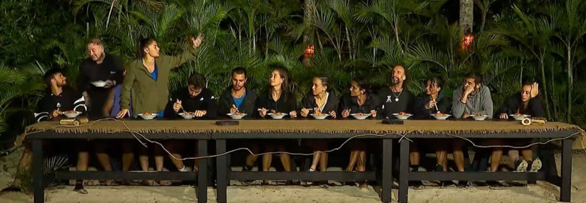 Kaan-Melih düellosu! Survivor'a veda eden isim belli oldu, Sevgi yürekleri ağza getirdi - Resim: 2