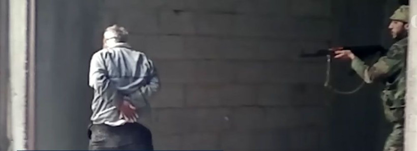 Esed'in katilleri 41 sivili infaz edip bir çukurda benzin döküp yaktı! O anlarda güldüler işte o görüntü - Resim: 2