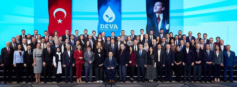 Ali Babacan A Takımı'nı kurdu DEVA Partisi'nin ikinci adamı belli oldu - Resim: 1