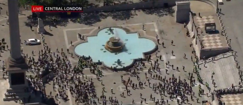 İngiltere'de polisten eylemcilere orantısız şiddet! Dehşete düşüren görüntüler - Resim: 1