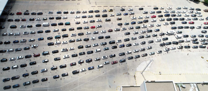 Yaz tatillerini geçirmek için geliyorlar! Uzun kuyruklar oluştu - Resim: 2