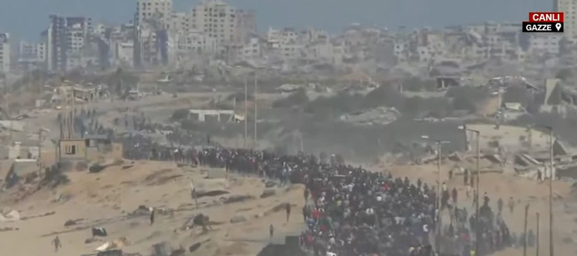 Gazze'de İsrail askeri çekiliyor onbinlerce insan dönüşe başladı tarihi görüntüler - Resim: 3