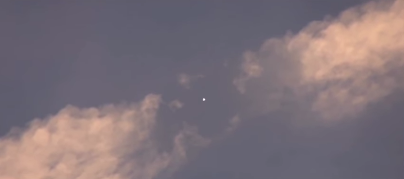 Dünya bu görüntüyü konuşuyor gökyüzünde bir anda belirdi  - Resim: 3