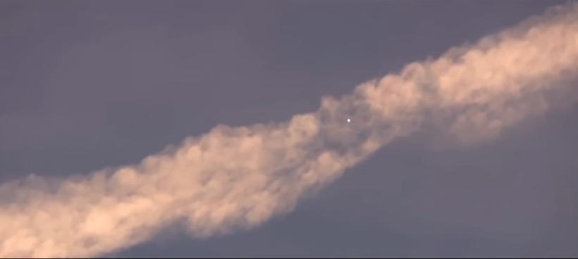 Dünya bu görüntüyü konuşuyor gökyüzünde bir anda belirdi  - Resim: 2