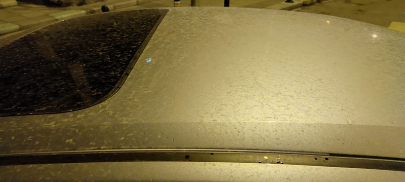 Günlerdir uyarı yapılıyordu İstanbul’a çamur yağdı! Vatandaş soluğu oto yıkamacıda aldı - Resim: 2