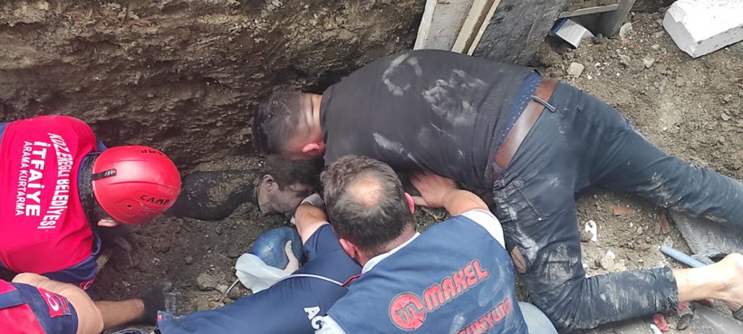 Zonguldak'ta göçük Toprak altındaki işçi saniye saniye görüntülendi - Resim: 4