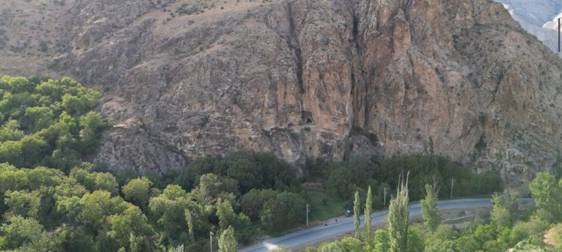 Erzurum'da bu mağara gizemini koruyor herkes içeri giremiyor - Resim: 3