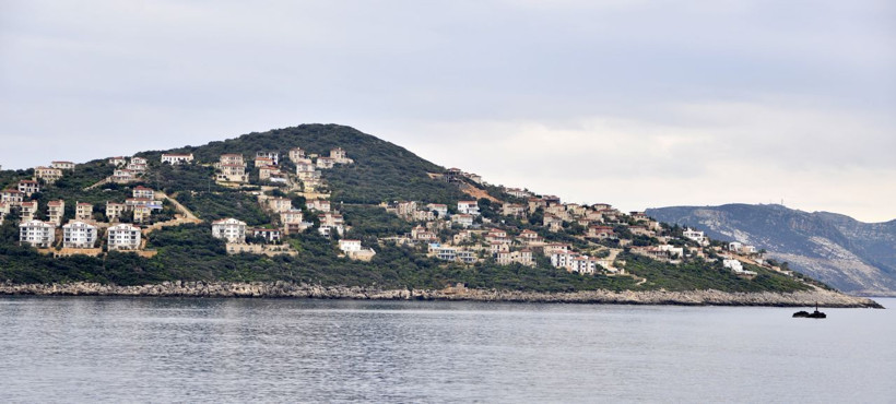 Antayla'da imar uyanıkları uyduya yakalandı - Resim: 1