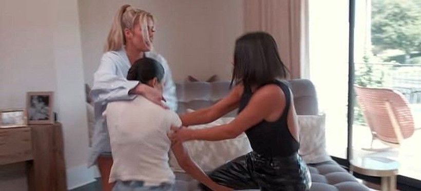 Kim Kardashian reality şovda Kourtney Kardashian ile neden kavga ettiğini açıkladı - Resim: 3