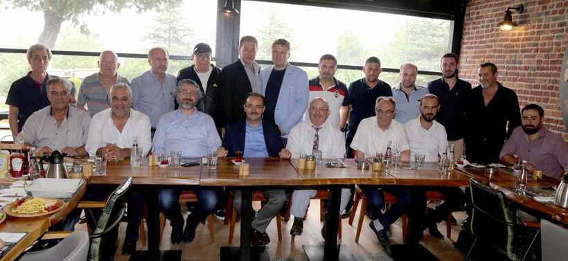 Uşak'ta 'alkol mahallesi!' kuruldu - Resim: 2