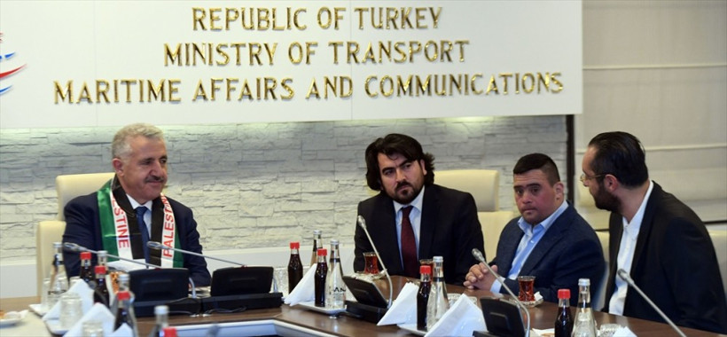 Bakan Arslan, down sendromlu Filistinli Muhammed'i kabul etti - Resim: 2