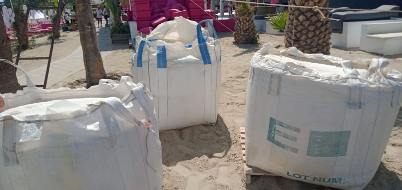Bodrum Belediyesi engelledi! Sahile dökeceklerdi çuvallar içinde geri gönderildi - Resim: 4
