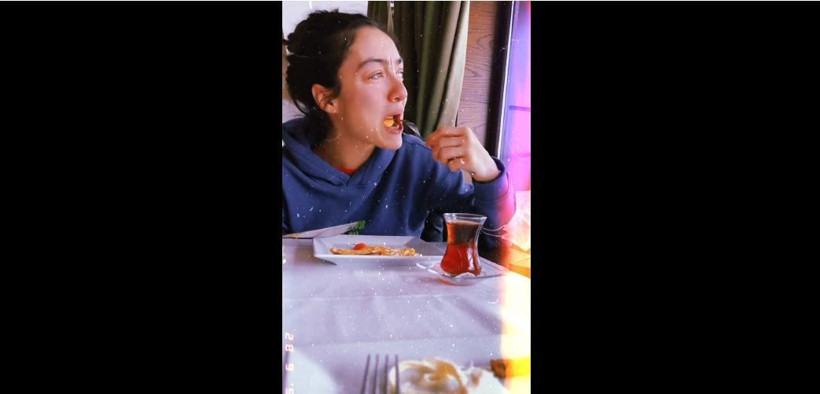 Masumlar Apartmanı'nın Safiye'si Ezgi Mola kardeşi 'Gülben' Merve Dizdar'ı rezil etti! - Resim: 4