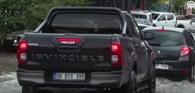 Meteoroloji'den saatli uyarı! Sağanak 3 bölgede çok etkili olacak... - Resim: 1