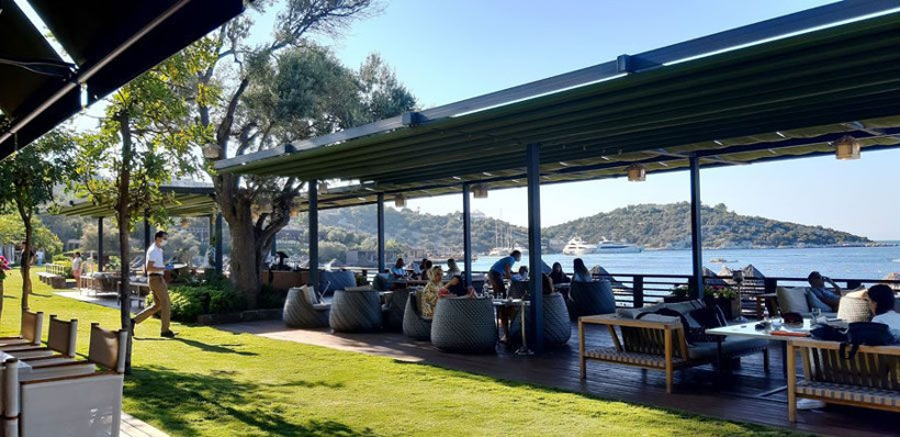 Bodrum'da herkesin konuştuğu restoran görüntülendi çorba 14 euro adana kebabı 32 euro - Resim: 2