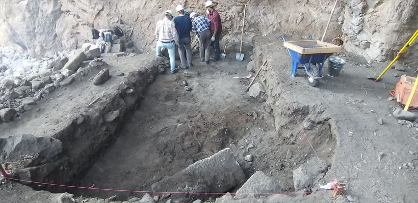 İzmir Dikili'de bulunan mağaranın sırrı çözülüyor yeni tarihsel keşifler gündemde - Resim: 2