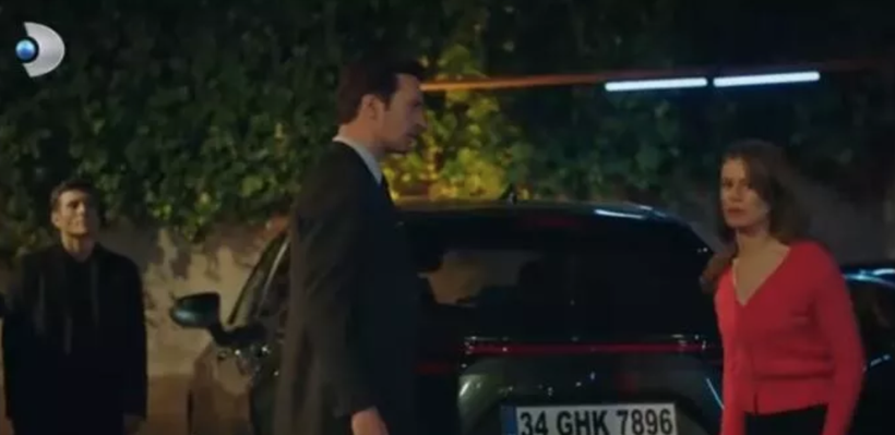 Camdaki Kız Nalan'ın babası ortaya çıktı! Camdaki Kız 27 Ekim bölümünde yine reyting rekortmeni oldu - Resim: 1