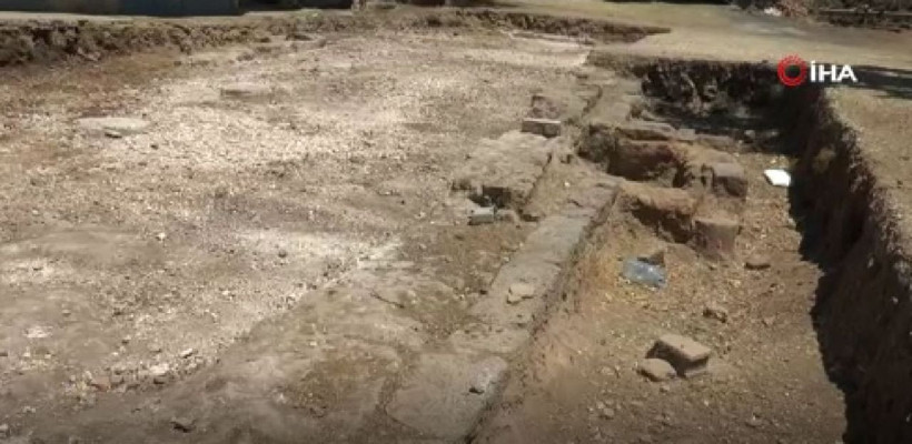 Gaziantep'te bahçede tesadüfen bulundu 24 saat nöbet tutuldu: Yıllarca... - Resim: 1