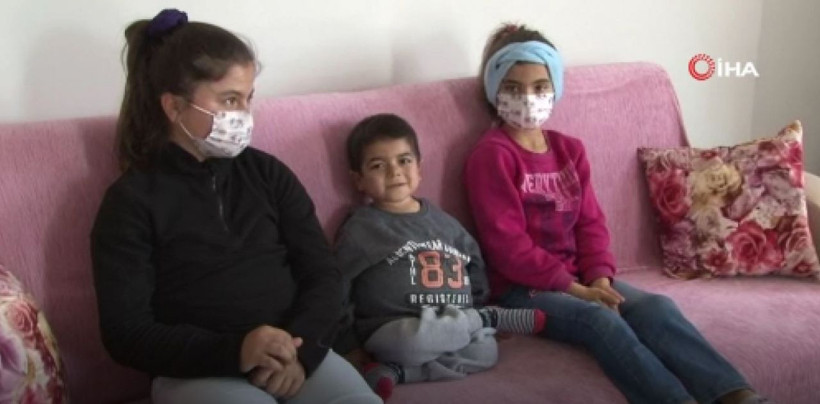 Antalya'da onu gören 4 yaşında sanıyor gerçek yaşını öğrenen şok oldu: Ayakları kırılabilir - Resim: 1