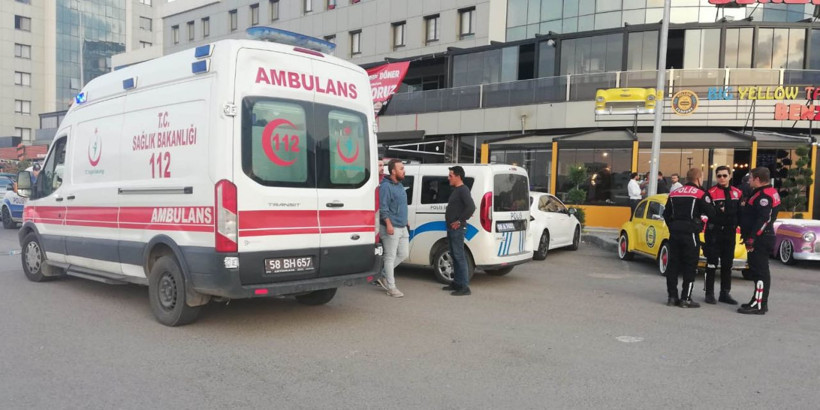 Sivas Cumhuriyet Üniversitesi kampüsünde silahlı saldırı 2 yaralı - Resim: 1