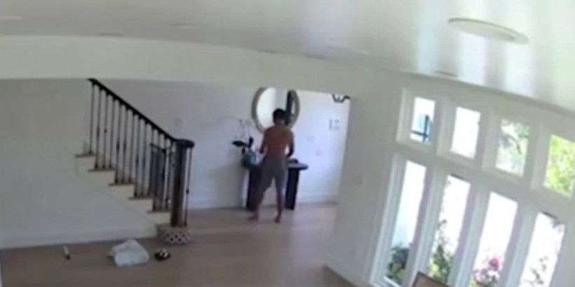 Çıplak adam eve girdi kameraya bakan karısı şok oldu! Çığlıklar kan dondurdu - Resim: 4