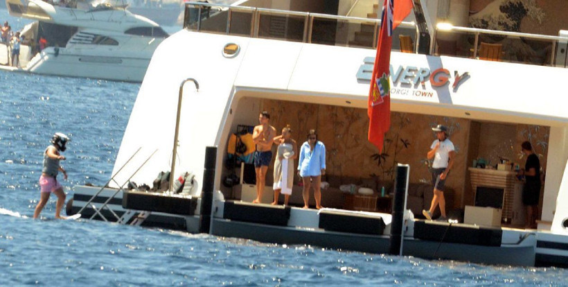 İstihbaratın bir numaralı ismiydi milyoner oldu! Lüks yatıyla Bodrum'da tatil yapıyor - Resim: 3