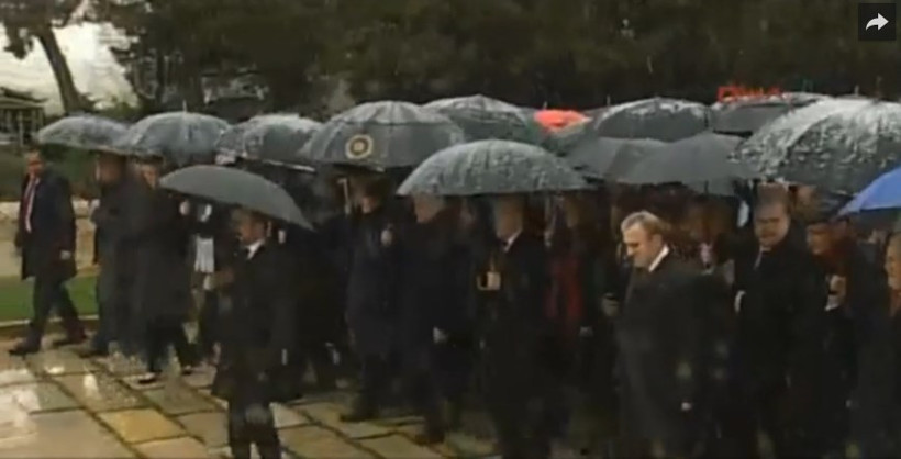 Anıtkabir'de kar altında devlet töreni böylesi görülmedi! - Resim: 1