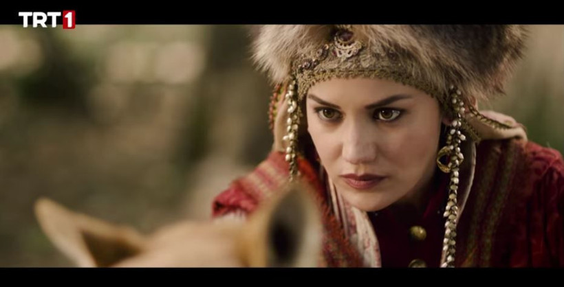 TRT1 Alparslan Büyük Selçuklu dizisi başlamadan ayrılık şoku! Fahriye Evcen krizi! - Resim: 4