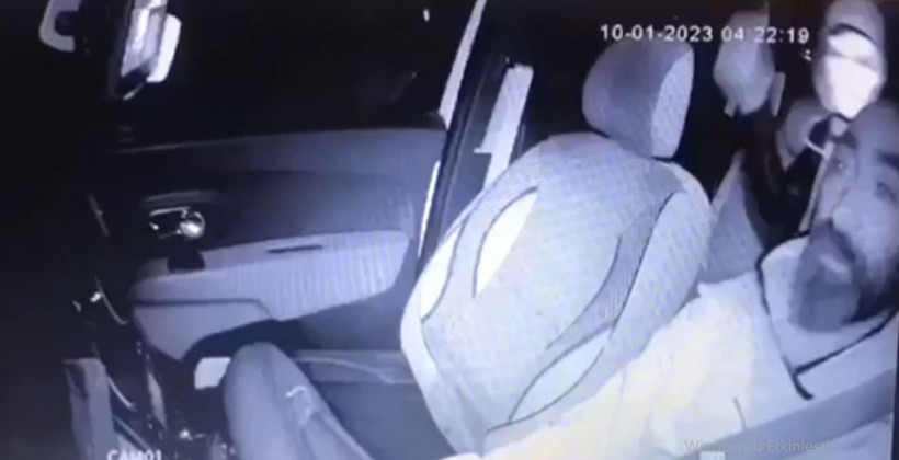 Müşteri gibi bindi taksiciye dehşeti yaşattı! Ayaklarının yanına saklamış - Resim: 1
