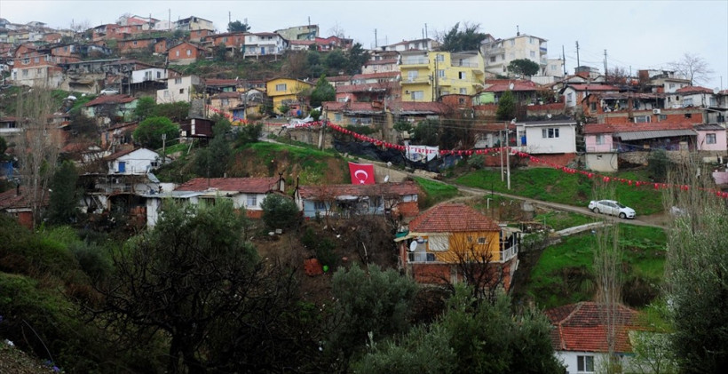 Diyarbakır şehidinin yaşadığı ev yürek burktu! - Resim: 4