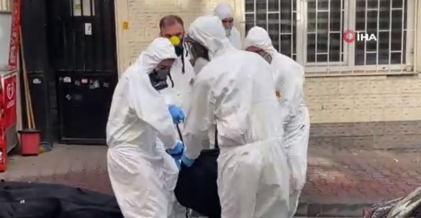 İstanbul'da iki erkek yatakta çırılçıplak sarılmış halde ölü bulundu sır dolu ölüm - Resim: 4