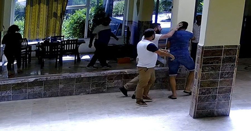 Antalya Kemer'de 4 yıldızlı oteli tahrayla bastılar dehşet anları görüntülendi - Resim: 4