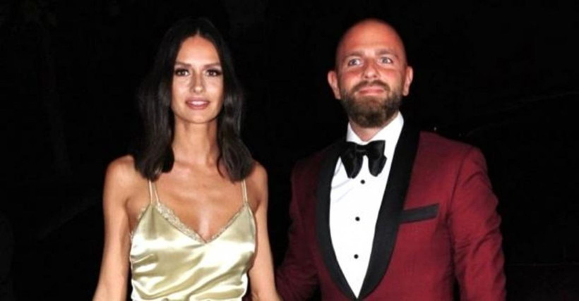 Yasemin Özilhan'ın pizza paylaşımı olay oldu! 'Domuz eti mi o?' - Resim: 1